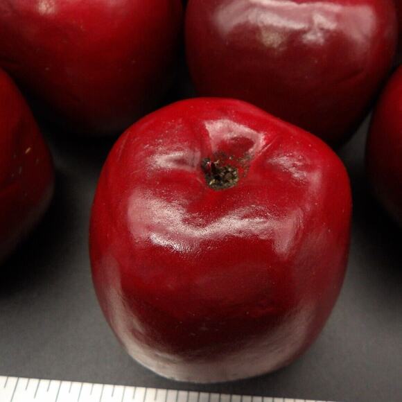 Set of 9 Red Artificial Apples Weighted Realistic Fruit Home Table Decor - Picture 5 of 6